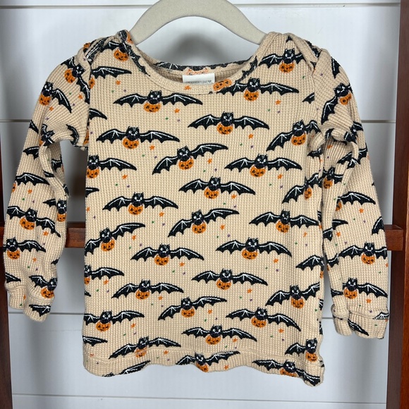 Adorable Bat Kids Pajama Set by Spearmint Love - Picture 2 of 5